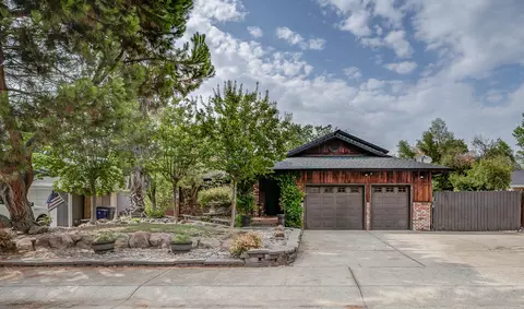 2242 Jessica Way, Redding, CA 96002