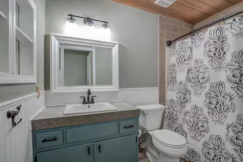 2242 Jessica Way, Redding, CA 96002 photo 44