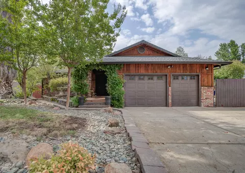 2242 Jessica Way, Redding, CA 96002 photo 3