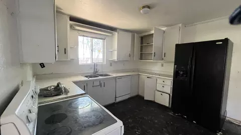 571 Saint Marks St, Redding, CA 96003 photo 20