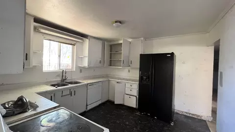 571 Saint Marks St, Redding, CA 96003 photo 19