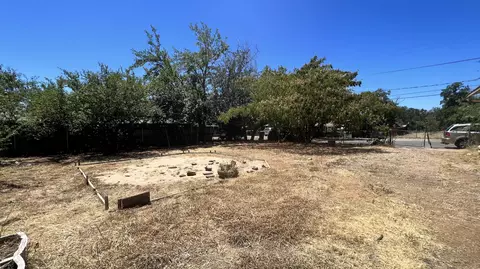 571 Saint Marks St, Redding, CA 96003 photo 9