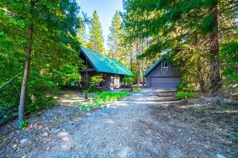 40 Cedar Rd, Trinity Center, CA 96091 photo 1