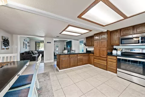 2758 Yana Ave, Redding, CA 96002 photo 14