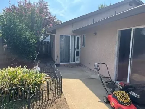 2894 Shotwick Trl, Redding, CA 96002 photo 2