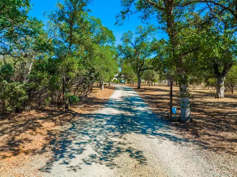 21300 Ramblewood Ln, Redding, CA 96002 photo 25