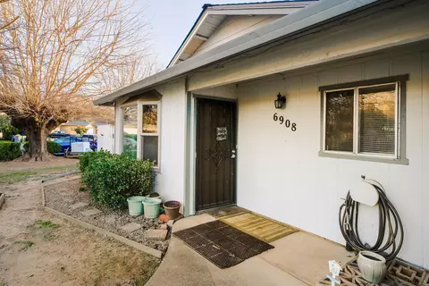 6908 Dennis Ct, Redding, CA 96001 photo 3