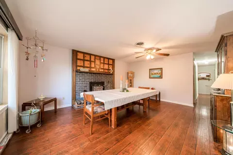 6908 Dennis Ct, Redding, CA 96001 photo 4