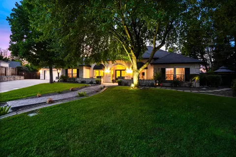 2030 Dream St, Redding, CA 96001 photo 3