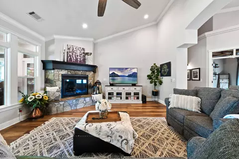 2030 Dream St, Redding, CA 96001 photo 22