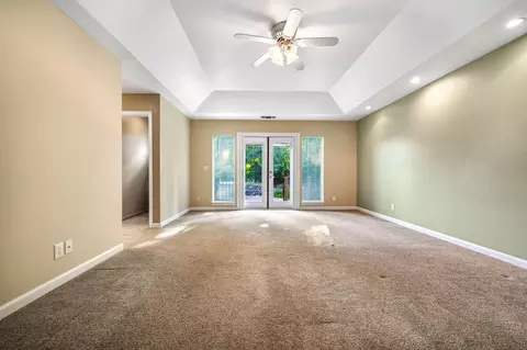 4251 Saratoga Dr, Redding, CA 96002 photo 14
