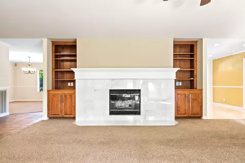 4251 Saratoga Dr, Redding, CA 96002 photo 6