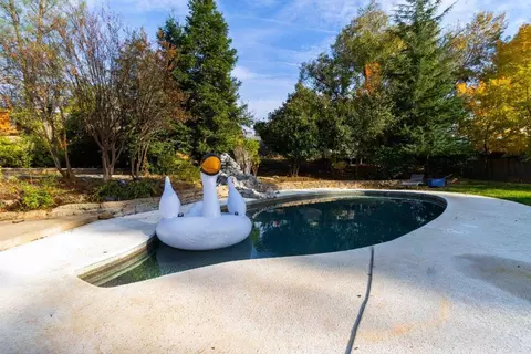 1107 Edgewood Dr, Redding, CA 96003 photo 29