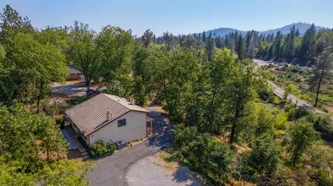 17777 Ranchera Rd, Shasta Lake, CA 96019