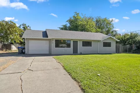 22015 Fern Ave, Red Bluff, CA 96080