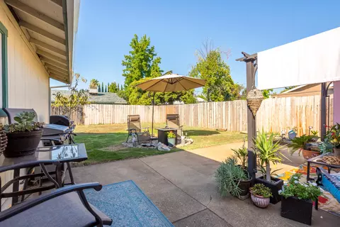 2404 Celestial St, Redding, CA 96002 photo 13
