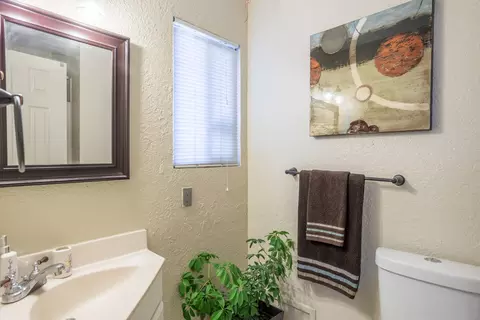 2404 Celestial St, Redding, CA 96002 photo 9