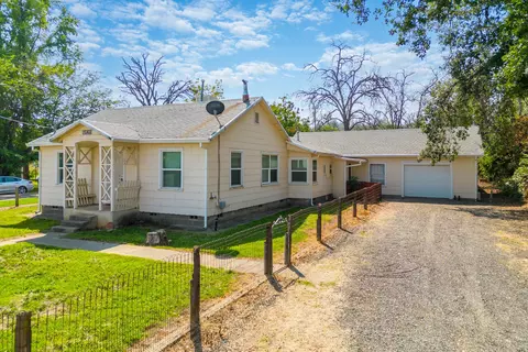 6820 Ladysmith Ave, Anderson, CA 96007