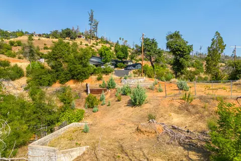 15902 Ganim Ln, Redding, CA 96001 photo 4