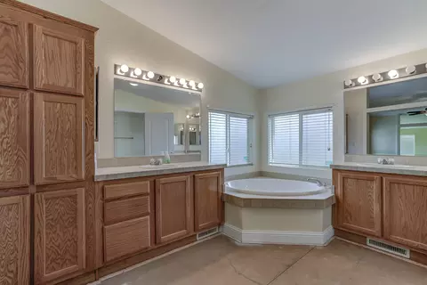 20058 Jacrene Ln, Redding, CA 96003 photo 13