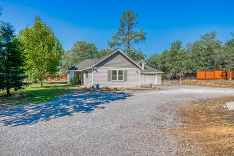 13650 Kitty Hawk Ln, Redding, CA 96003