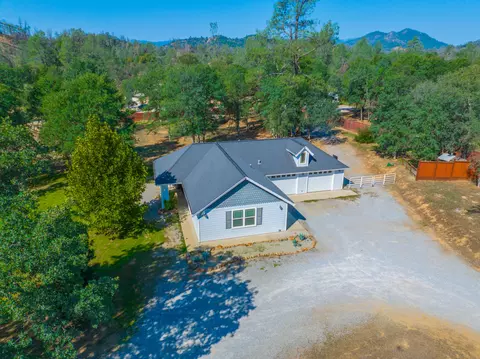 13650 Kitty Hawk Ln, Redding, CA 96003 photo 35
