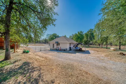 13650 Kitty Hawk Ln, Redding, CA 96003 photo 28