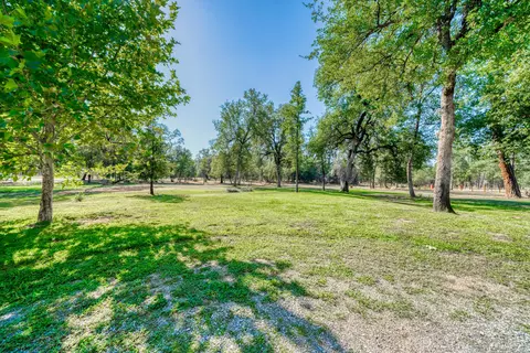 13650 Kitty Hawk Ln, Redding, CA 96003 photo 5