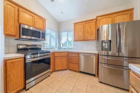 4553 Shannon Pl, Redding, CA 96001 photo 11
