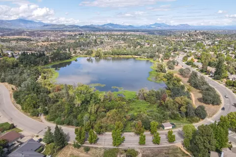 4553 Shannon Pl, Redding, CA 96001 photo 30