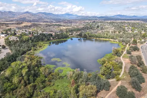 4553 Shannon Pl, Redding, CA 96001 photo 31