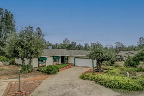 7056 Cowan Ct, Anderson, CA 96007