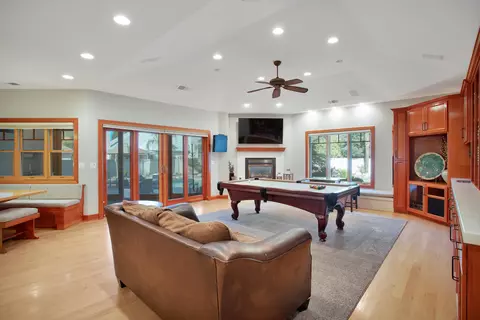 4619 St Charles Dr, Redding, CA 96002 photo 3