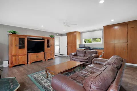 Living - 8471 Churn Crk Rd, Redding, CA 96002 photo 5 of 6
