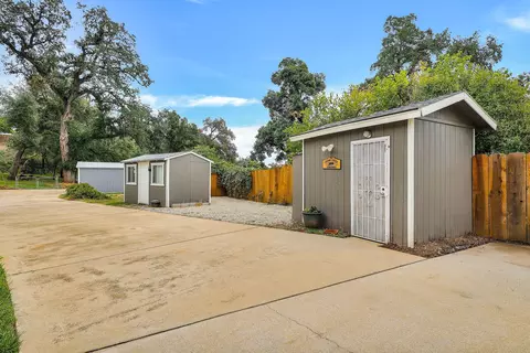 Exterior - 8471 Churn Crk Rd, Redding, CA 96002 photo 10 of 22
