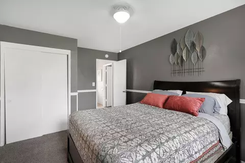 Bedroom - 8471 Churn Crk Rd, Redding, CA 96002 photo 2 of 10