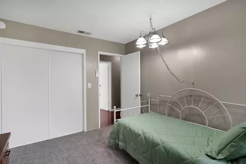 Bedroom - 8471 Churn Crk Rd, Redding, CA 96002 photo 10 of 10