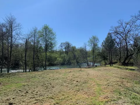 Brighton Ct, Bella Vista, CA 96008
