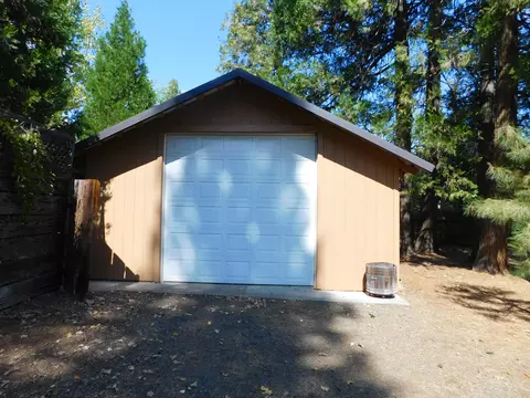 20327 Cedar St, Burney, CA 96013 photo 31