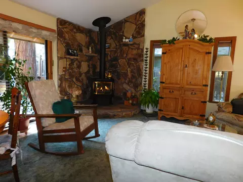 20327 Cedar St, Burney, CA 96013 photo 5