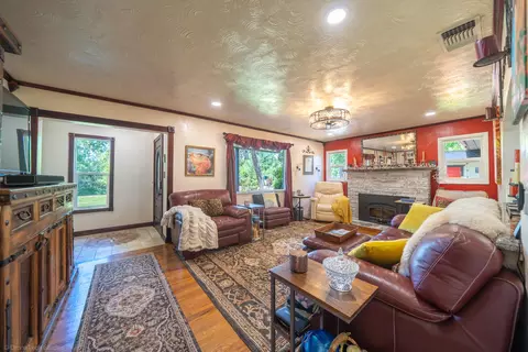 22088 Reading Dr, Anderson, CA 96007 photo 14