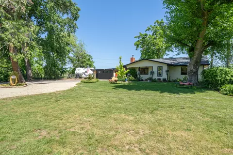 22088 Reading Dr, Anderson, CA 96007 photo 8