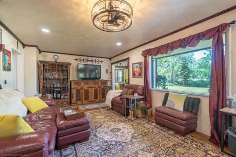 22088 Reading Dr, Anderson, CA 96007 photo 16