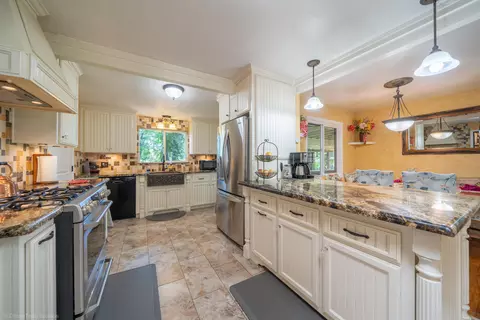 22088 Reading Dr, Anderson, CA 96007 photo 20