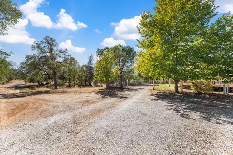 21092 Hackett Ln, Redding, CA 96003 photo 26