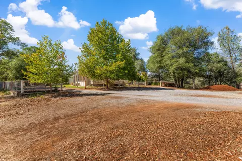 21092 Hackett Ln, Redding, CA 96003 photo 27