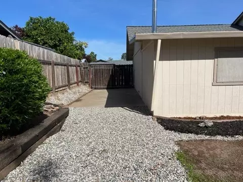 3651 Lake Forest Dr, Redding, CA 96003 photo 20