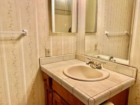 3651 Lake Forest Dr, Redding, CA 96003 photo 13
