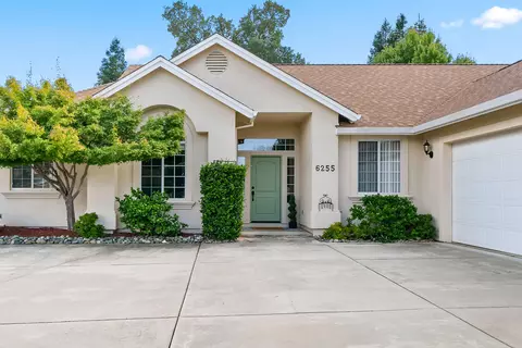 6255 Gold Hills Ct, Redding, CA 96003 photo 2