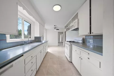 2865 Irwin Rd, Redding, CA 96002 photo 15